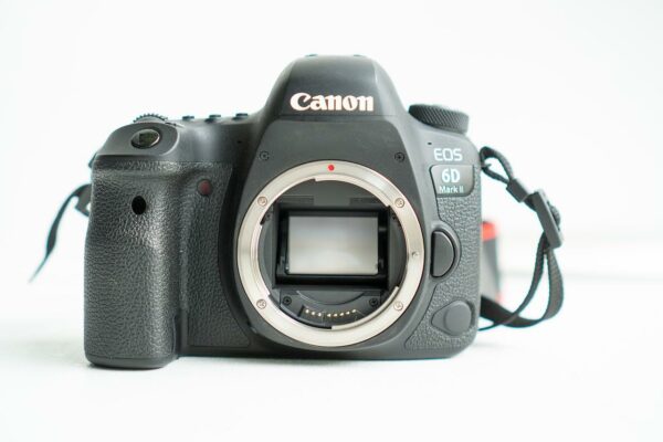 Canon EOS 6D Mark II Sensor sichtbar Vollformat-DSLR-Kamera Canon EOS 6D Mark II