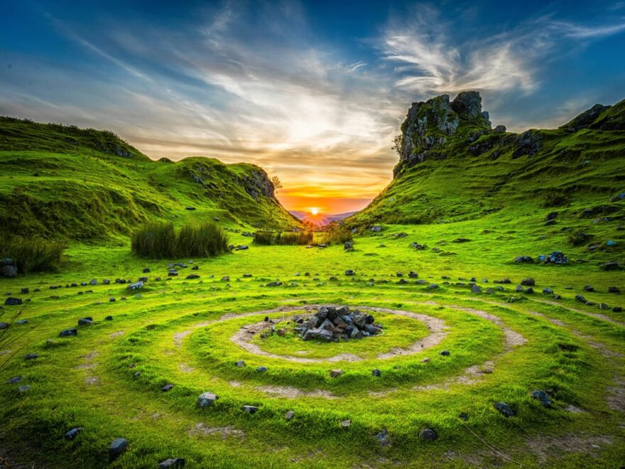 Landschaftsfoto bei Sonnenuntergang, optimiert im RAW-Format für höchste Bildqualität.
