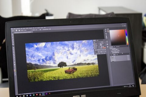 Asus Laptop für die Bildbearbeitung