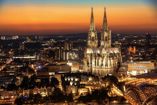 Köln Rhein Dom bei Nacht