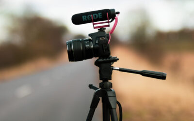 stativ stativkopf kamera Kamera auf Stativ mit Neiger, Beispiel für die Bedeutung des Stativkopfs