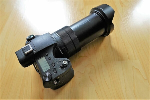 Sony RX10 III mit 24 - 600 mm Zoom