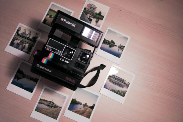Sofortbildkamera von Polaroid Sofortbildkamera von Polaroid