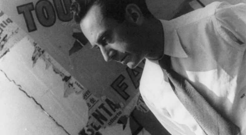 Man Ray in Paris im Jahr 1934 – frühes Porträt des surrealistischen Fotografen und Künstlers