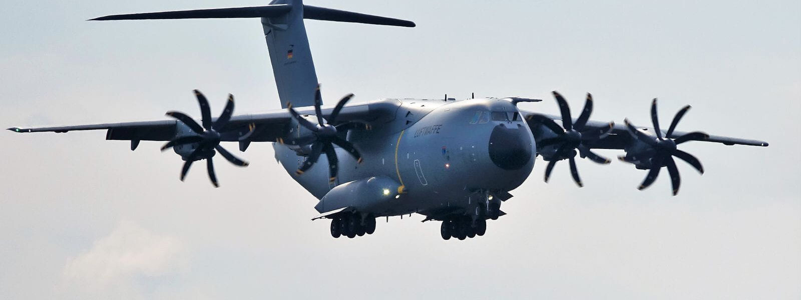 Airbus A400M beim Anflug, fotografiert beim Air Defender 2023